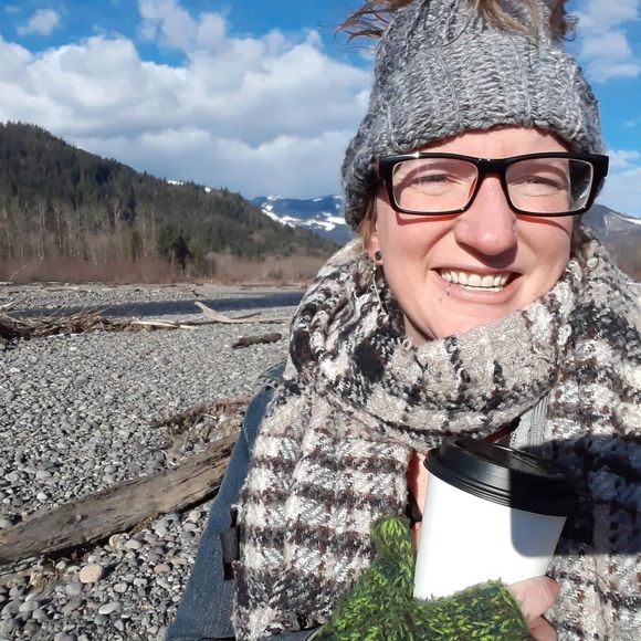 Meet your Posher, Kelly - Picture 1 of 1